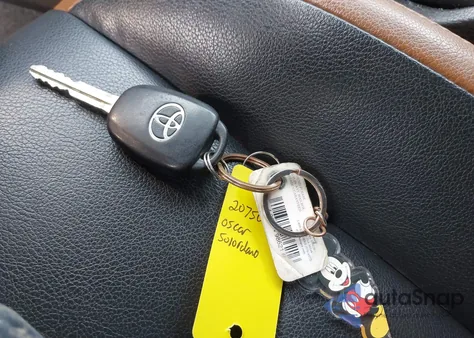 2017 Toyota Rav4 Se z USA, uszkodzony, nr VIN 2T3NFREV2HW365297